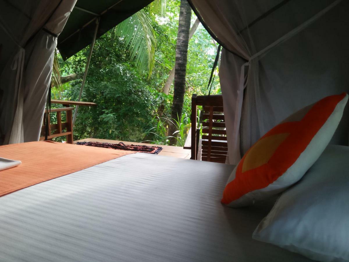 Makulu Safari Camping Удавалаве Екстериор снимка
