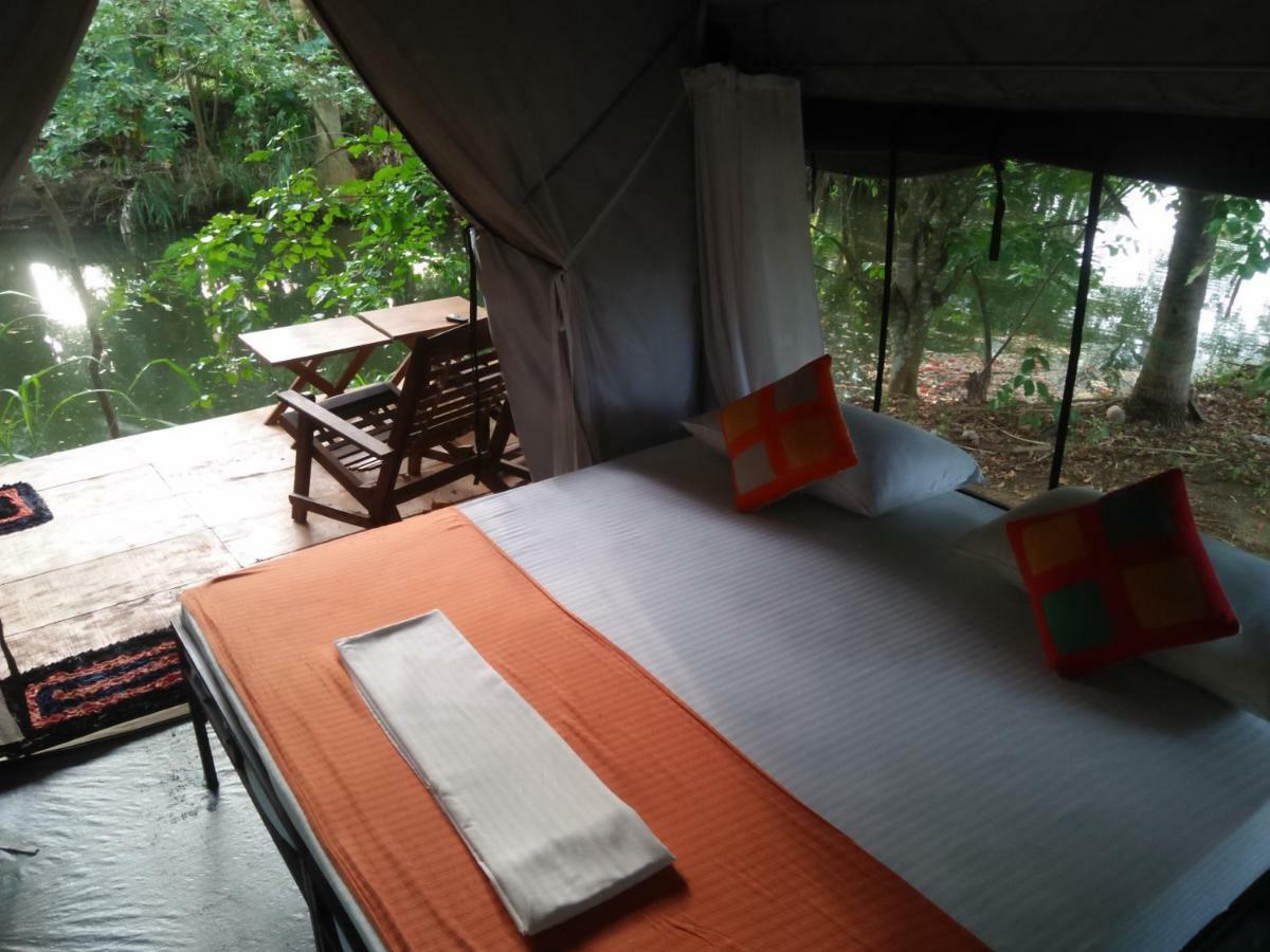 Makulu Safari Camping Удавалаве Екстериор снимка